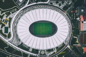 爱游戏平台-欧洲杯攻防大战：战略布局中的精彩瞬间，欧洲杯 攻略