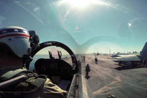 爱游戏体育-“战术布置”——教你看懂车队的战略布局，车队组织架构